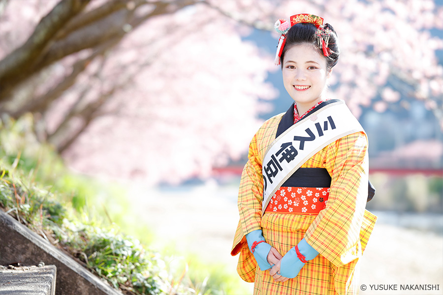 作品4 第26代ミス伊豆の踊り子 正面